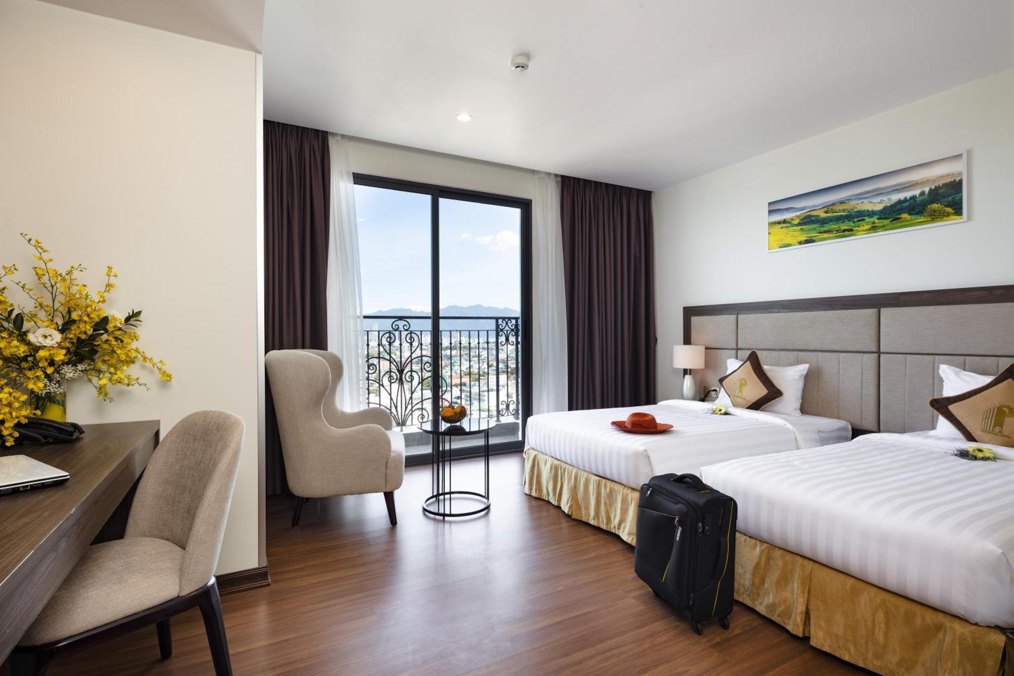 Daphovina Hotel Nha Trang Esterno foto