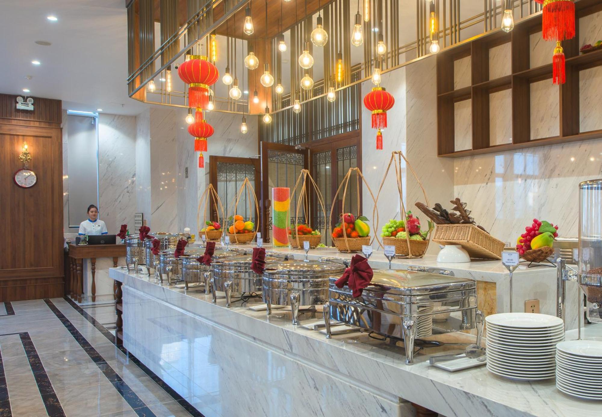 Daphovina Hotel Nha Trang Esterno foto