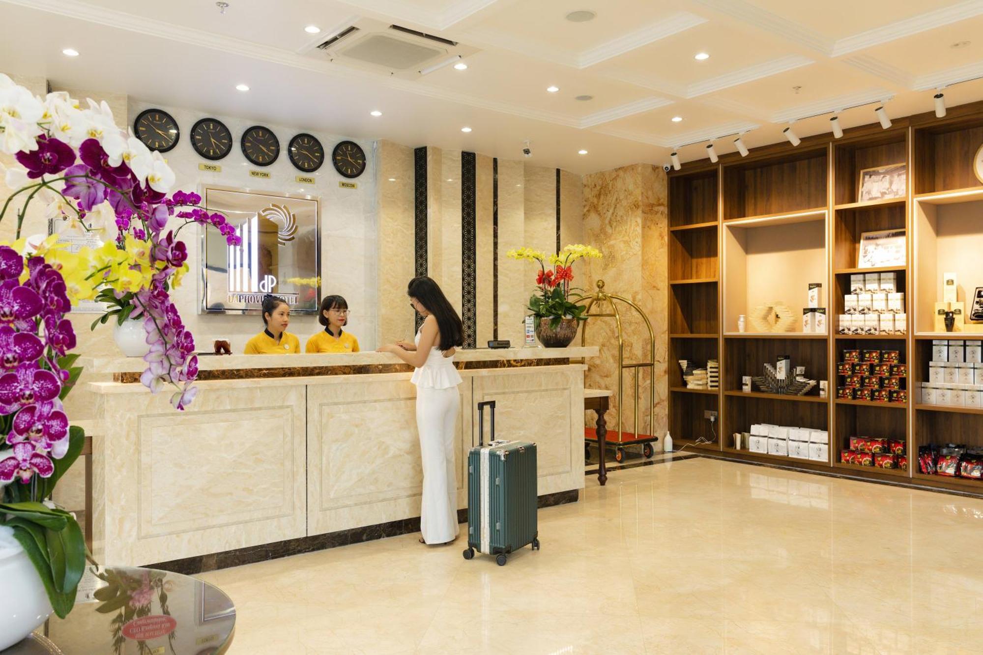 Daphovina Hotel Nha Trang Esterno foto