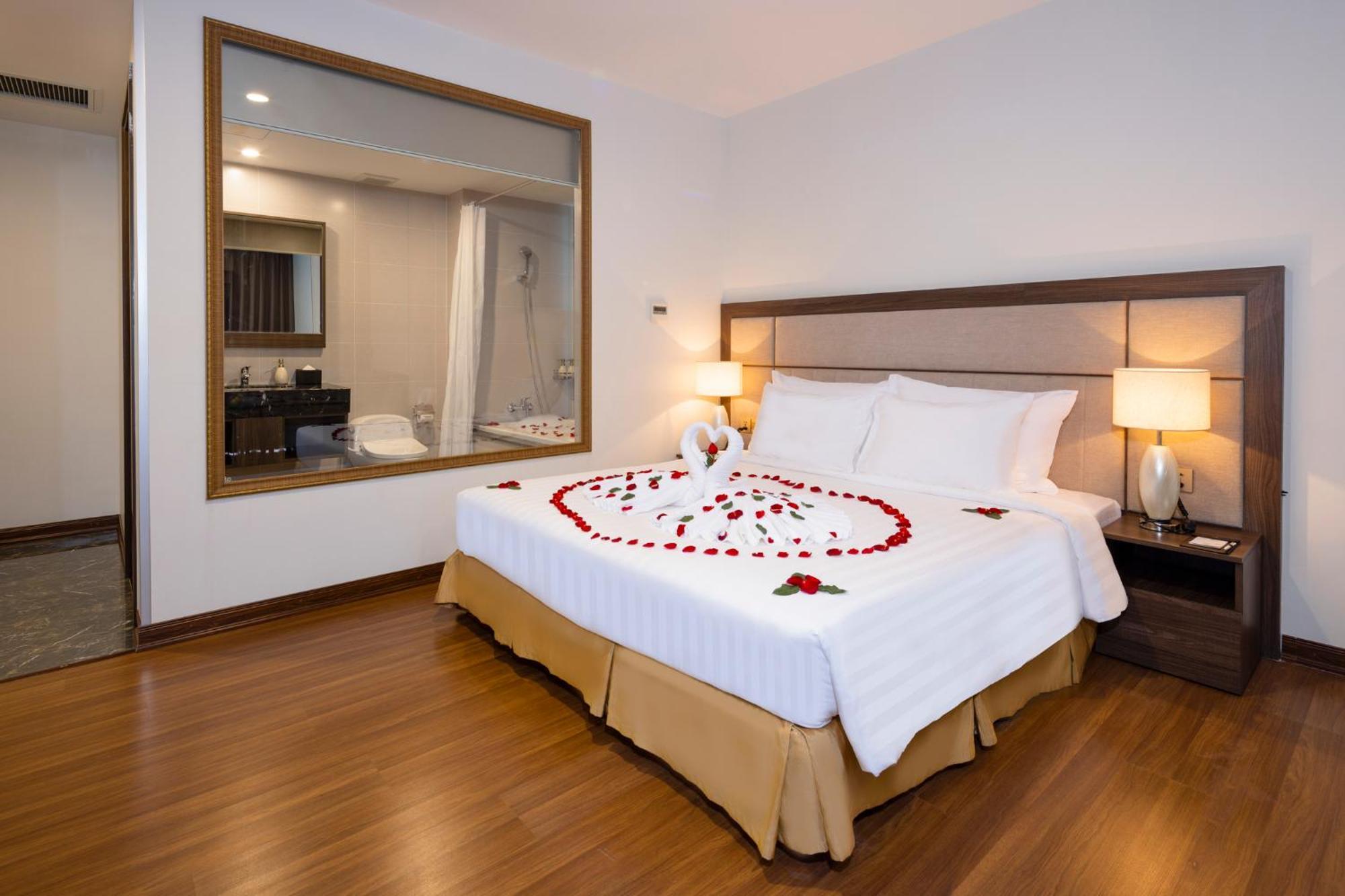 Daphovina Hotel Nha Trang Esterno foto