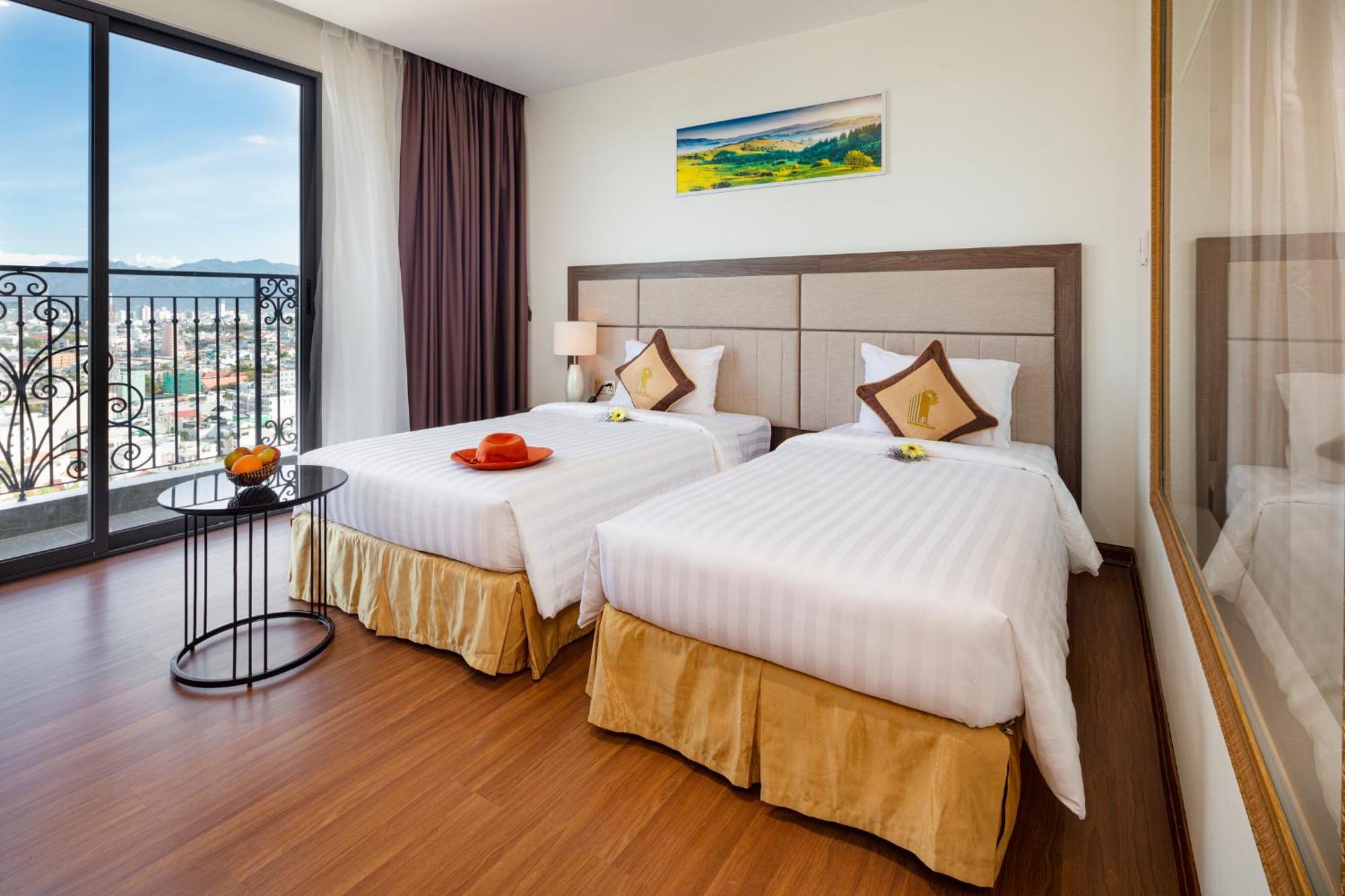 Daphovina Hotel Nha Trang Esterno foto
